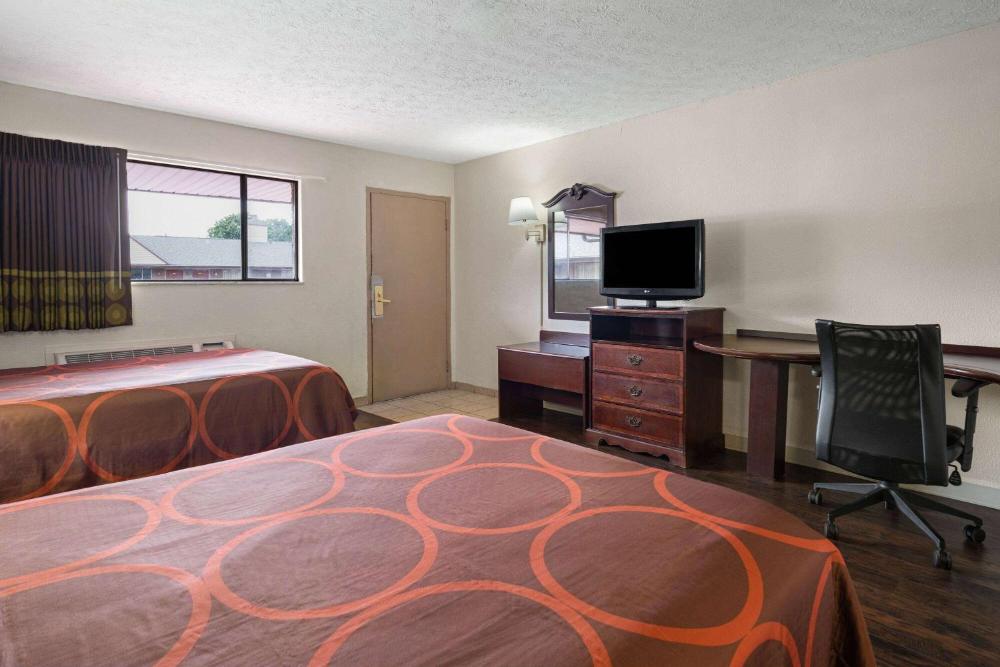 Double Room with Two Double Beds - Smoking interior