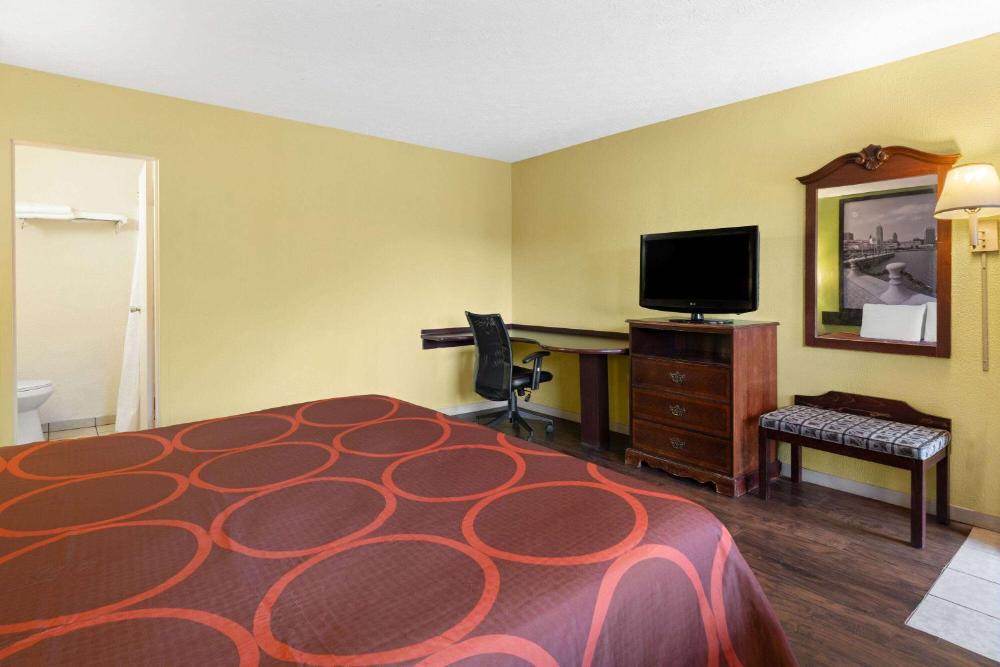 King Room - Smoking interior